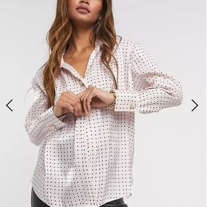 River Island satin shirt in pink geo
Shirt by River Island